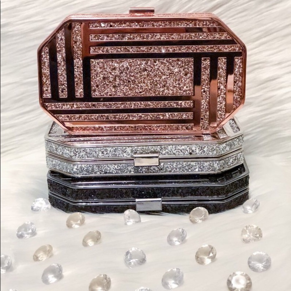 Champagne Clutch